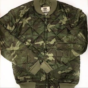 🆕 Unisex Camouflage bomber jacket